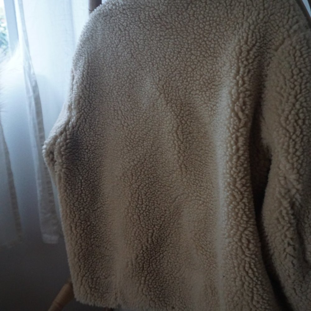 Sherpa Jacket - Picture 4 of 5